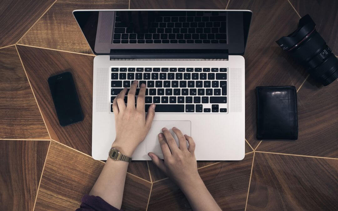 Dropshipping im Aufwand: Was hat es mit dem neuen E-Commerce Trend auf sich?