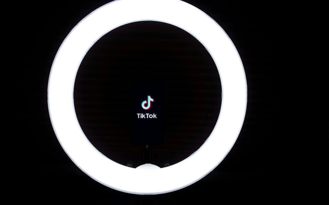 Von der Tastenkombination zum viralen Clip: So nutzt du macOS & Windows effektiv für TikTok